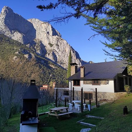 El Chalet De La Poza - Rio, Barbacoa, Wifi, Zona De Trabajo, Vistas. Lebena Esterno foto